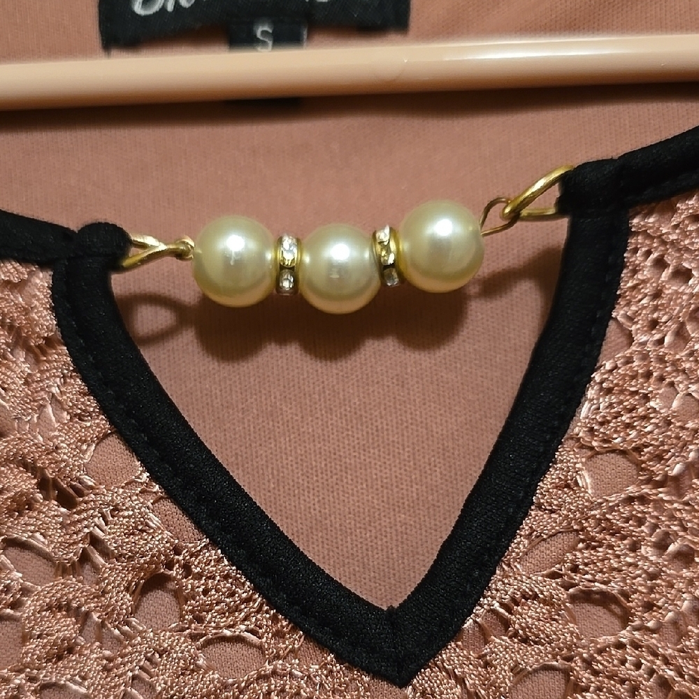 Olivia Blu Pink Lace Grandmacore Blouse with 3/4 Bell Sleeves and Tie Front S - Picture 4 of 5